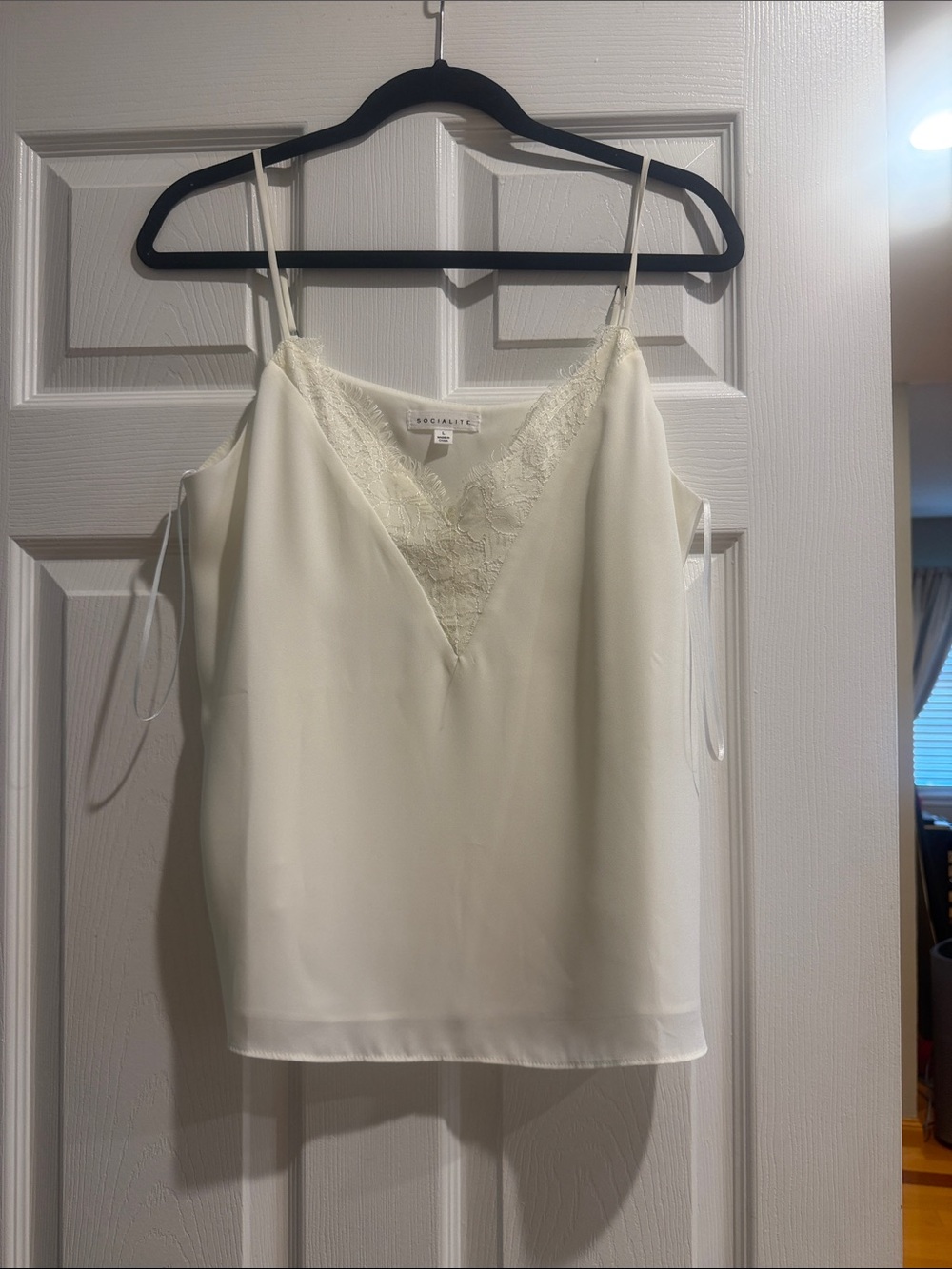 Socialite Cream Lace-Trim Camisole